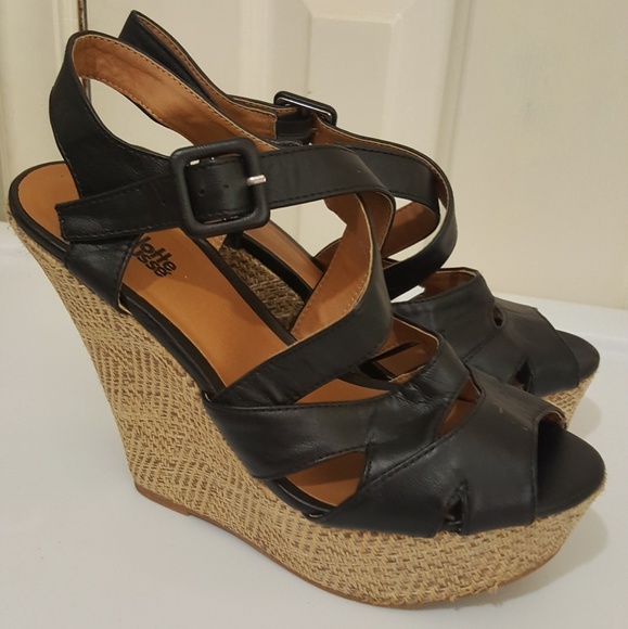 Charlotte russe heels - Picture 1 of 3